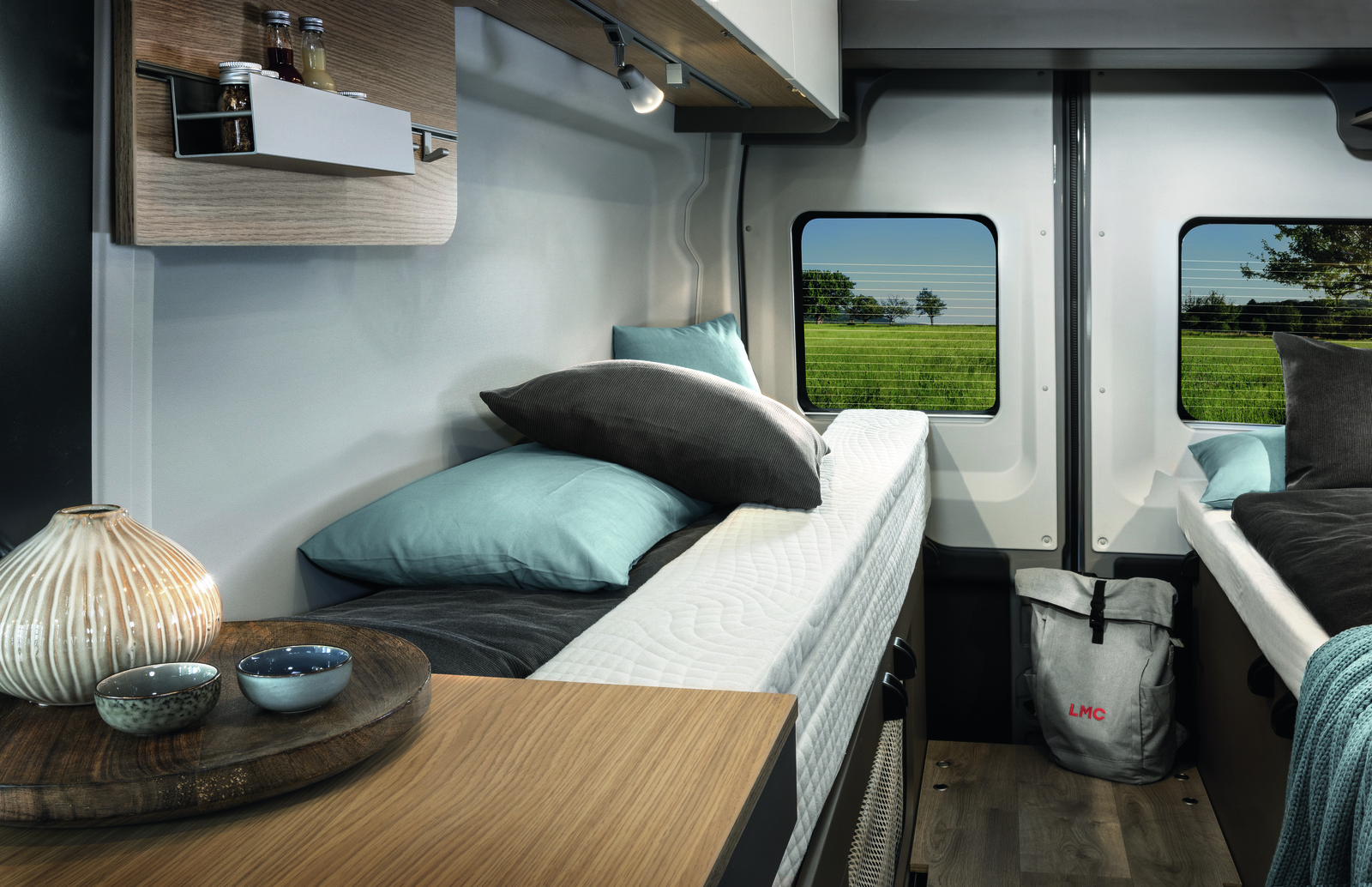 LMC Innovan 592 Heckbereich Screen