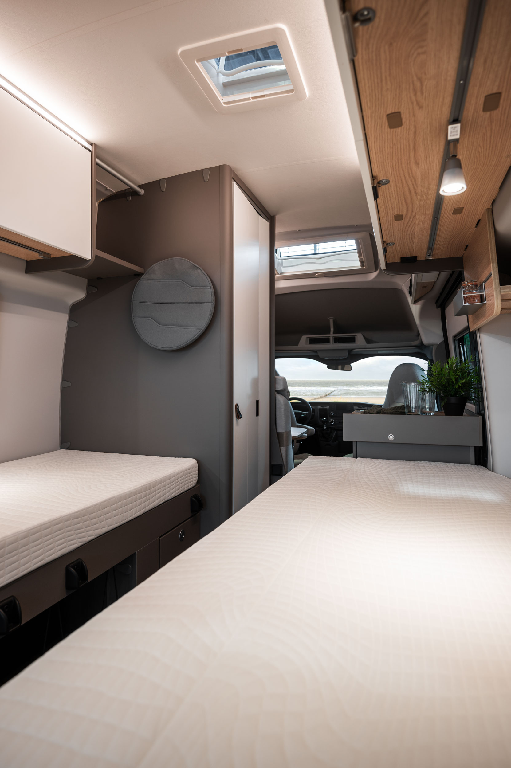 Lmc Innovan 592 Interieur Einzelbetten Vfnh Print