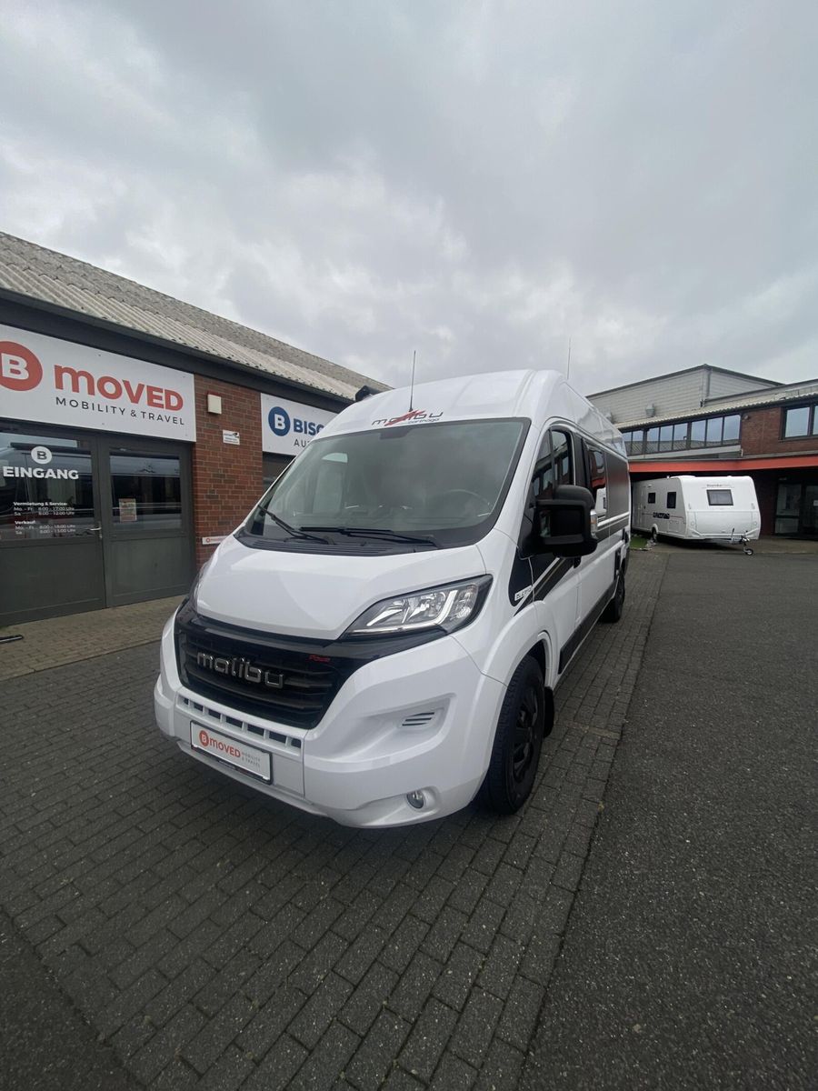 Malibu Van 600 DB low-bed Solar 360 WP /Automatik